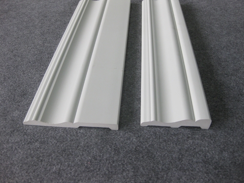 Ultime notizie aziendali su Vantaggi del PVC sopra la bordatura di legno