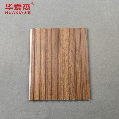La lunghezza composita di plastica di legno irritante del pannello di parete 2.9m/3m ha personalizzato