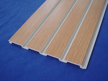 PVC di plastica Slatwall/pannelli di Taupe 4x8 di parete a stecche bianchi per gli scaffali