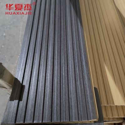 In vendita a caldo pannello murario in wpc a forma di U laminato scuro pannello di soffitto wpc decorazione interna ed esterna