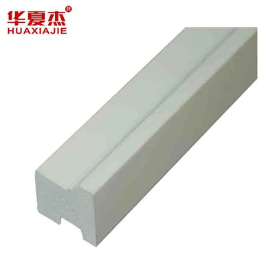 12 piedi di lunghezza PVC Trim Board con finitura di superficie di grano di legno e resistenza ai raggi UV
