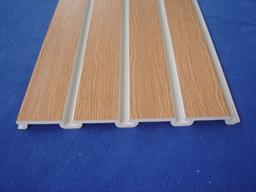 Immagazzini i pannelli di parete di plastica della venatura del legno dei pannelli di parete del garage del dispositivo/PVC, 4&quot; x 8&quot;