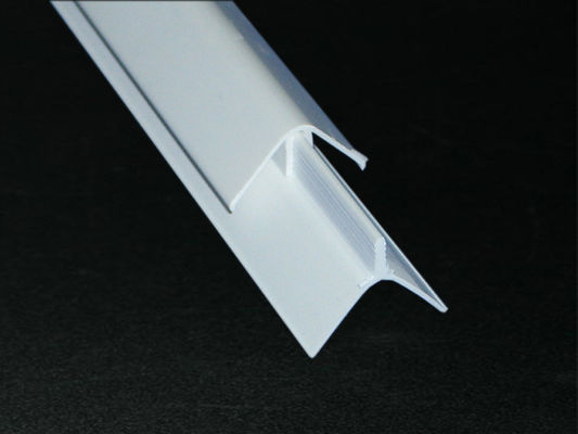 Prezzo buono CE dello SGS interno esterno colorato dello strato del Jointer del PVC del bordo di plastica della disposizione in linea