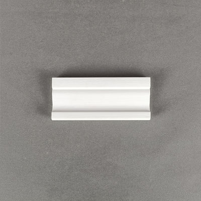 Prezzo buono Modanature decorativi ad alta densità interni per la decorazione della parete della Camera in linea