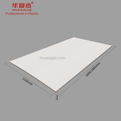 Prezzo buono Foglio di cartone espanso in PVC stampato a colori personalizzato per display 2.8x1.22 in linea