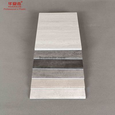 Prezzo buono I pannelli decorativi ad alto livello del PVC hanno laminato 3m per la decorazione della parete in linea