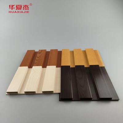 Prezzo buono Assorbimento del rivestimento della parete del fondo WPC della sala da pranzo forte 20 anni di garanzia in linea