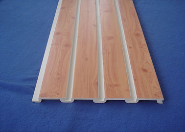 Prezzo buono Pannelli di parete a stecche di plastica dei pannelli di parete della stecca di Taupe/WPC per gli scaffali in linea
