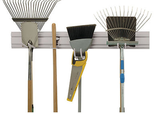 Prezzo buono Pannelli di parete del garage di Taupe dello SGS del CE/pannelli di Slatwall per articolo sportivo in linea