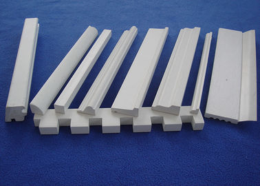 Prezzo buono Modanatura prefinito della disposizione del PVC/disposizione di modellatura all'aperto per Deceration in linea