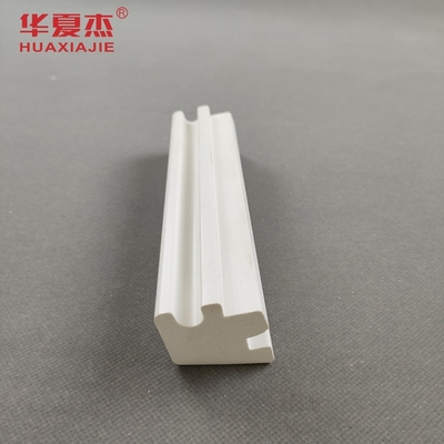 Inscatoli il modanatura d'imballaggio della disposizione del PVC per il davanzale dell'interno che fiuta il vinile bianco 7ft