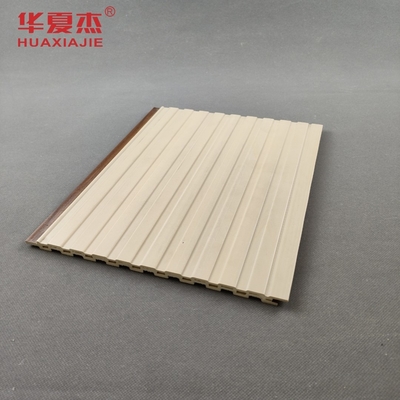 La lunghezza composita di plastica di legno irritante del pannello di parete 2.9m/3m ha personalizzato
