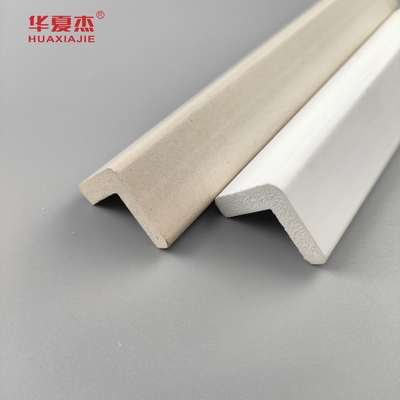Modanatura decorativo bianco non tossico della disposizione con la lunghezza di 10ft, nessuna deformazione