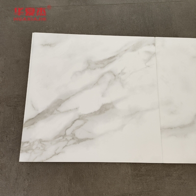 Pannello da parete Wpc di marmo bianco di alta qualità 600x9mm Tavola Wpc stratificata impermeabile facile da pulire