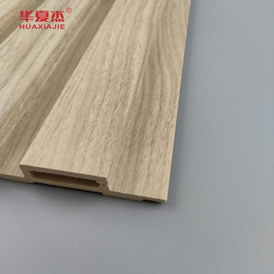 Anti graffi Natura Legno Wpc Pannello da parete Decorazione esterna Pannello Wpc laminato Fluted Board