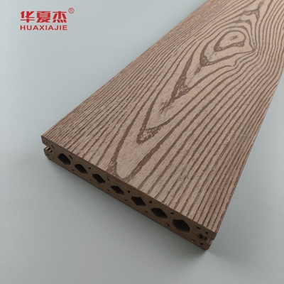 Piastrelle anti-UV per pavimentazione in legno Wpc per pavimentazione esterna Co-estruso pavimento cavo