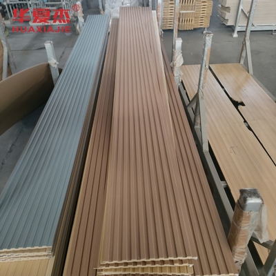 Pannello di parete e soffitto in legno composito di plastica impermeabile (WPC) per uso esterno