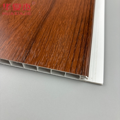 pannello di parete in pvc a forma di U pannello di soffitto in pvc a prova di umidità in legno rosso per la decorazione del soggiorno domestico