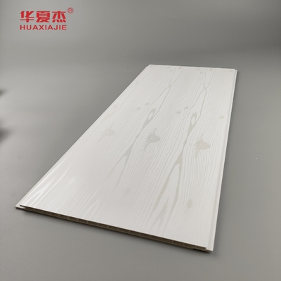 Pannello di soffitto in PVC facilmente installabile con lunghezza personalizzata e opzione di processo di installazione facile