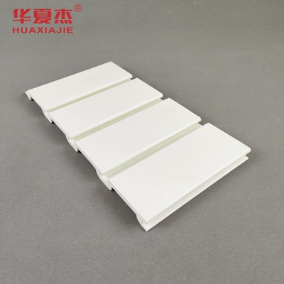 Superficie liscia PVC Parete del garage Alta resistenza per una durabilità duratura