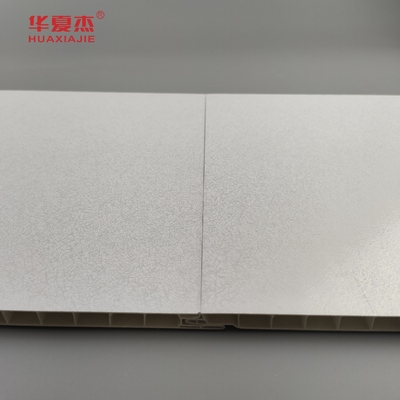 Pannelli per pareti in PVC larghezza 250 mm scelta perfetta per ambienti anticorrosivi