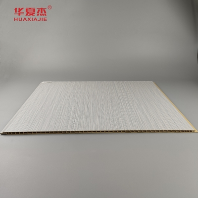 Processo di coestrusione pannello murario composito legno-plastico facile da installare e a bassa manutenzione