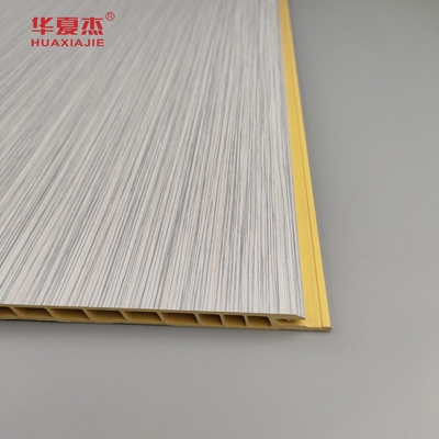 Processo di coestrusione pannello murario composito legno-plastico facile da installare e a bassa manutenzione