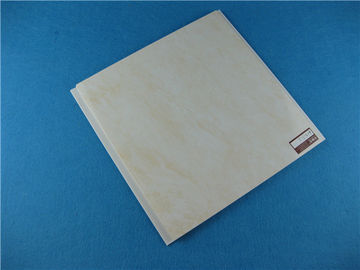 Prezzo buono Colori gli strati del tetto dei pannelli per soffitti/PVC del vinile integrati griglia in linea