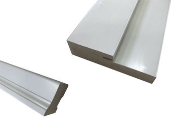 Prezzo buono Alto chiodo che giudica lo SGS bianco dell'architrave della muffa del mattone della porta di profilo di Wpc passato in linea