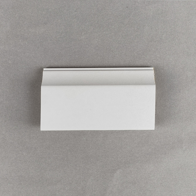 Prezzo buono Il PVC di plastica di Wpc della scanalatura di Fadeproof profila per la stanza vivente di schiocco in linea