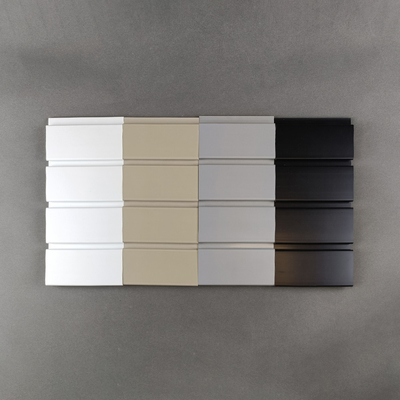 qualità Esposizione flessibile ultraleggera di Slatwall per la decorazione dei negozi Fabbrica