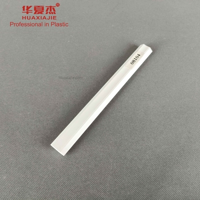 Prezzo buono Modanatura duro bianco della corona del PVC del vinile per la decorazione in linea