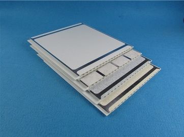 Prezzo buono pannelli di parete di 80% - di 55% UPVC, bordo dell'interno della copertura di PVC di uso con il bordo d'argento in linea