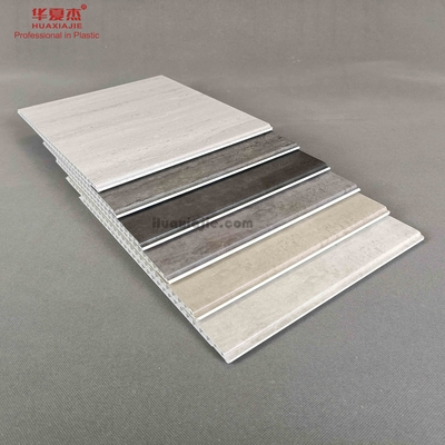 Prezzo buono Pannello colorato anticorrosivo del PVC per le stanze vivente 200mm x 16mm di schiocco in linea