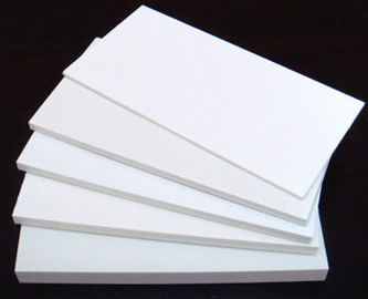 Prezzo buono strato bianco della schiuma del PVC su misura bordo della schiuma del PVC di 1000mm Hygeian antiscorrimento in linea