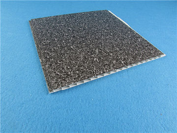 Prezzo buono Mattonelle facili della parete del PVC dei pannelli di parete del PVC di colore scuro dell'installazione per la decorazione domestica in linea