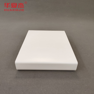 Prezzo buono Imballaggio pallet stampo lunghezza personalizzata Stampaggio PVC MOQ 3000 metri in linea
