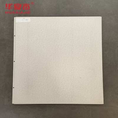 4ft x 8ft WPC Wall Panel Forte pannello impermeabile per la decorazione per interni / esterni