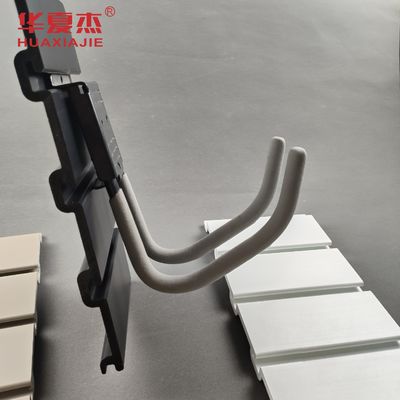 Prezzo buono Pannelli murali in PVC grigio 4 pollici SlatWall PVC GARAGE PANEL in linea