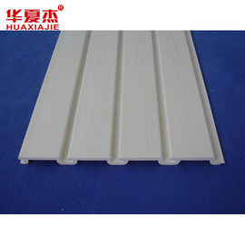 Prezzo buono Accessori di plastica resistenti di Slatwall del graffio adatti ad all'aperto in linea
