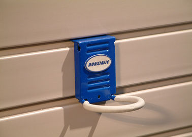 Prezzo buono il PVC Slatwall di lunghezza di 4ft 8ft riveste il rivestimento di pannelli del soffitto del PVC forte e durevole in linea