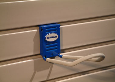 Prezzo buono Pannelli lisci puliti facili del PVC Slatwall per i pannelli di parete scanalati dispositivo del deposito in linea