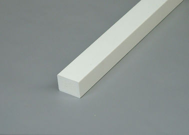 Prezzo buono I bordi a prova d'umidità bianchi di 3/4 x 1 del PVC della disposizione di disposizione del modanatura/PVC per la casa in linea
