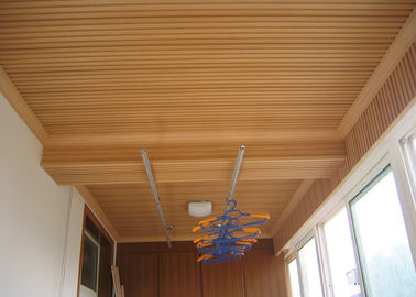 Prezzo buono Pannelli di parete impermeabili di legno UPVC del bagno con superficie spazzolata in linea