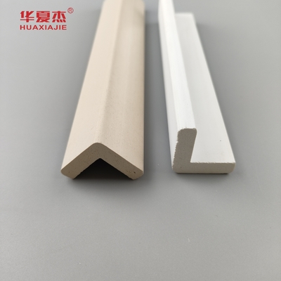Abbellite senza sforzo il vostro interno con modellazione di rivestimento in PVC e superficie liscia