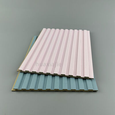 Qualità Pannello da parete in WPC laminato impermeabile e ecologico per la decorazione delle pareti interne Fabbrica