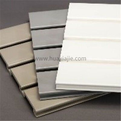 Qualità Pannelli Antiseptici in PVC per Slatwall con Superficie Liscia ed Eccellente Resistenza al Fuoco per Espositori Igienici per Negozi Fabbrica