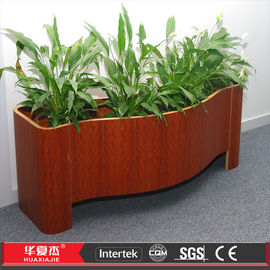 Prezzo buono I contenitori impermeabili di fiore di Wpc, contenitore composito di fiore del letto del PVC UV proteggono in linea