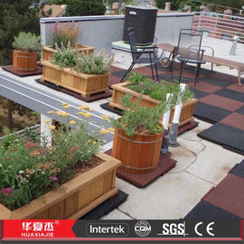 Prezzo buono Rivestimento amichevole della parete di Eco WPC/rivestimento parete del bagno per la doccia in linea