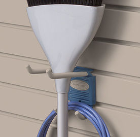 Prezzo buono Pannelli di parete scanalati schiuma del garage del PVC Slatwall di plastica per protezione UV in linea